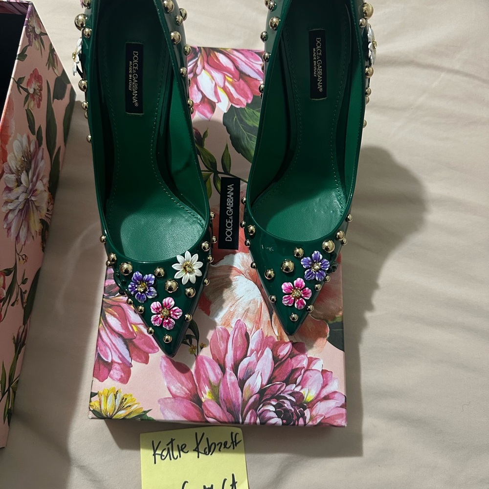 BNIB Dolce & Gabbana Green Floral Embellished Heels decollette vernice size 37.5